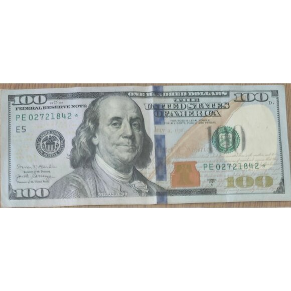 Ultra-Rare Low Serial Star Note $100 Bill – PE02721842* - Picture 1 of 2